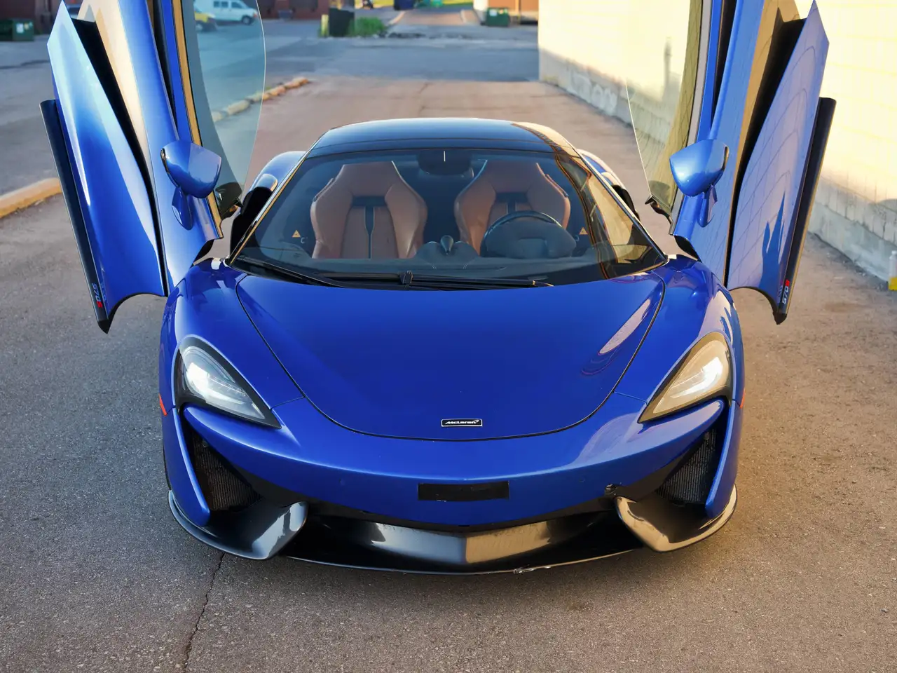 McLaren 570S снимка McLaren 570S