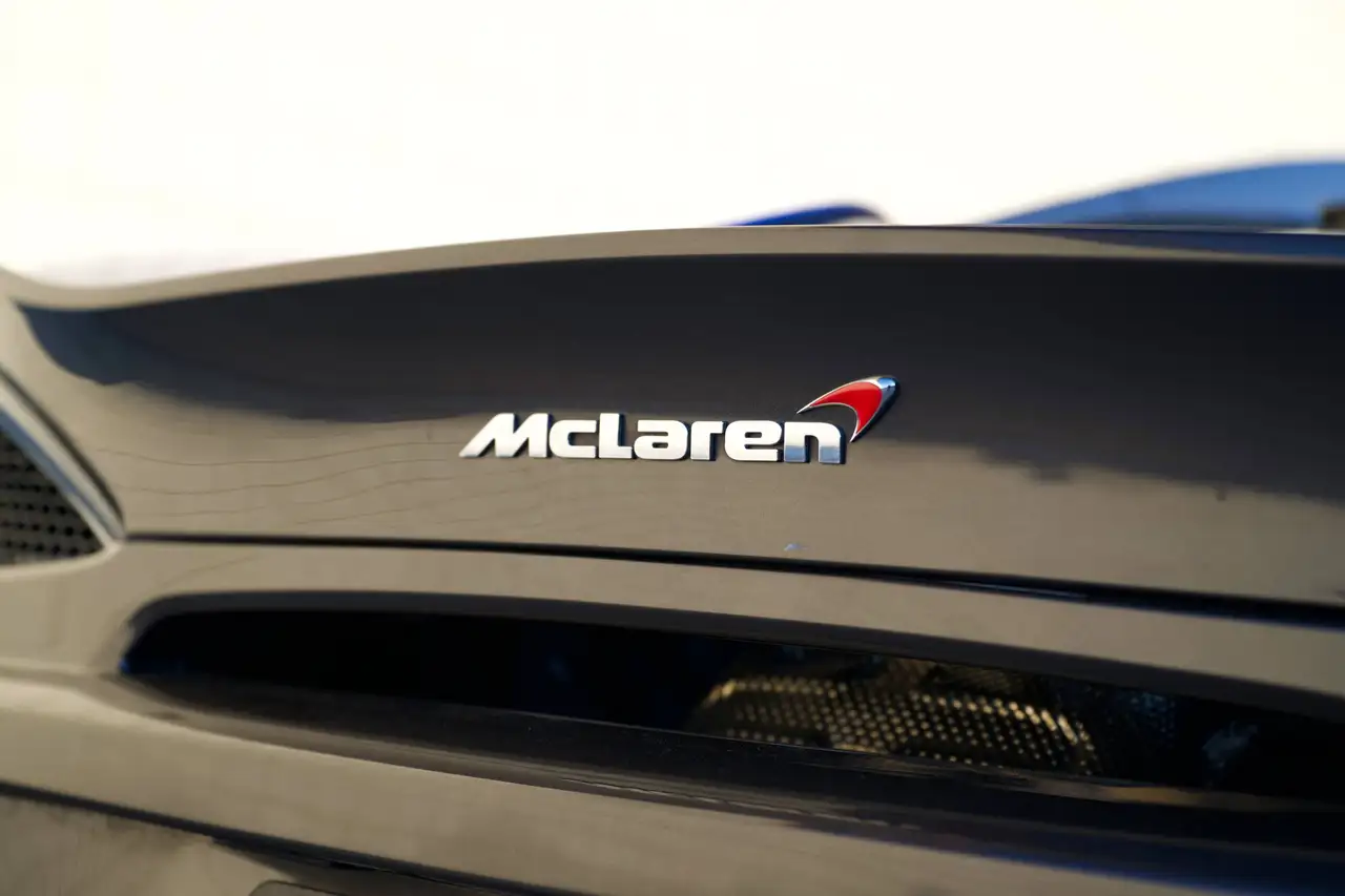 McLaren 570S снимка McLaren 570S