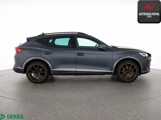 Cupra Formentor view 6