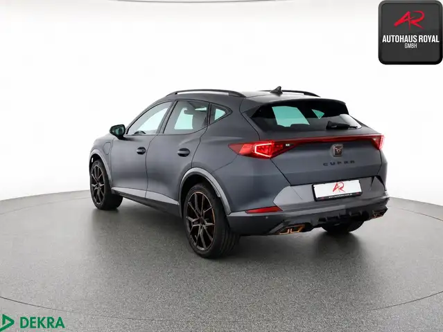 Cupra Formentor view 3