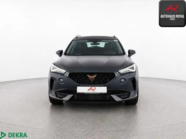 Cupra Formentor view 8