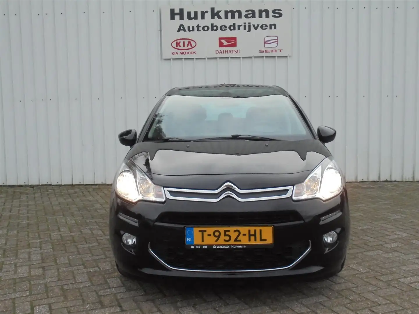 Citroen C3 1.2 VTI 82PK EXCLUSIVE PANODAK CLIMA RIEM VERV. Negro - 2