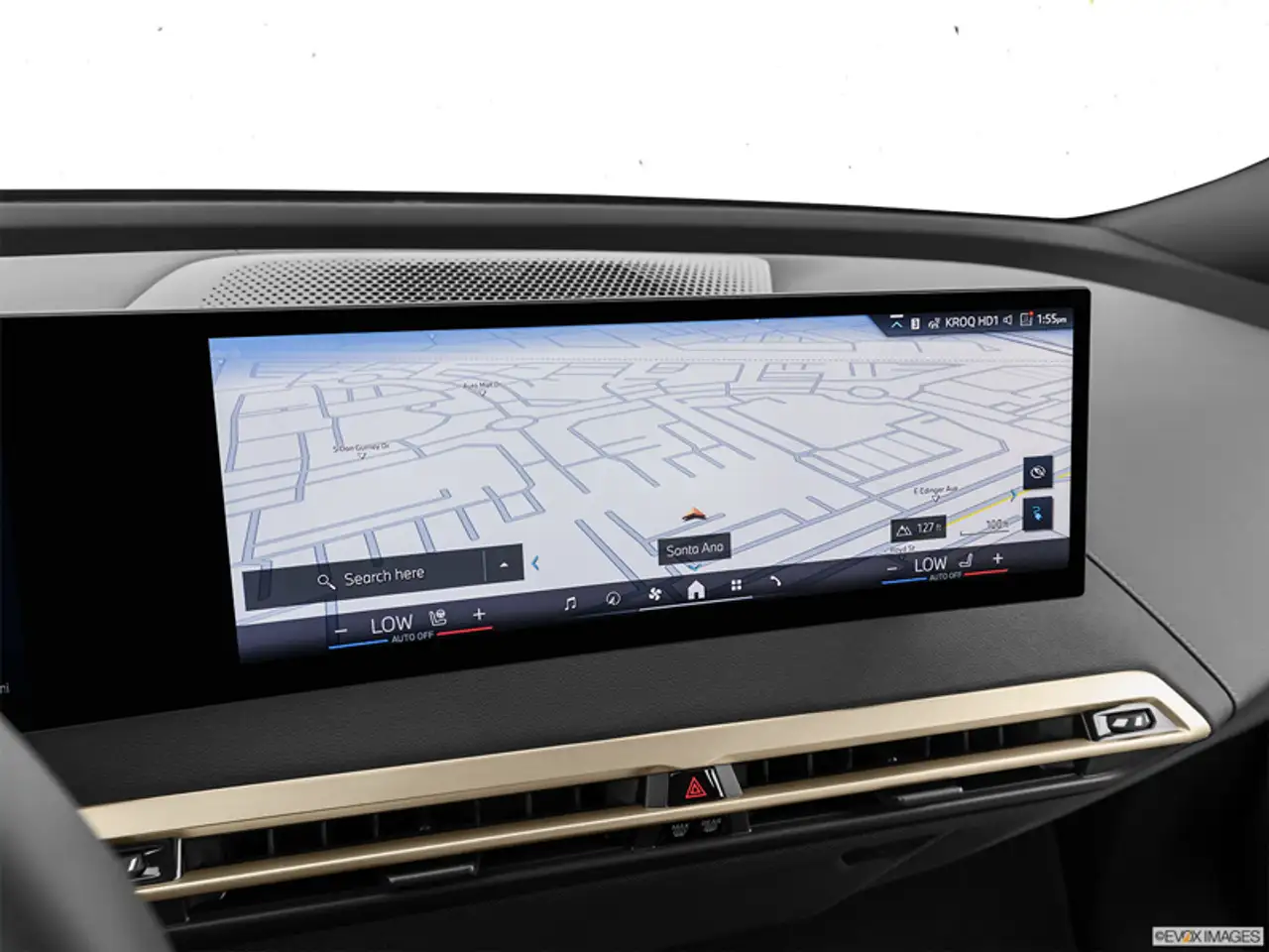 BMW iX снимка BMW iX