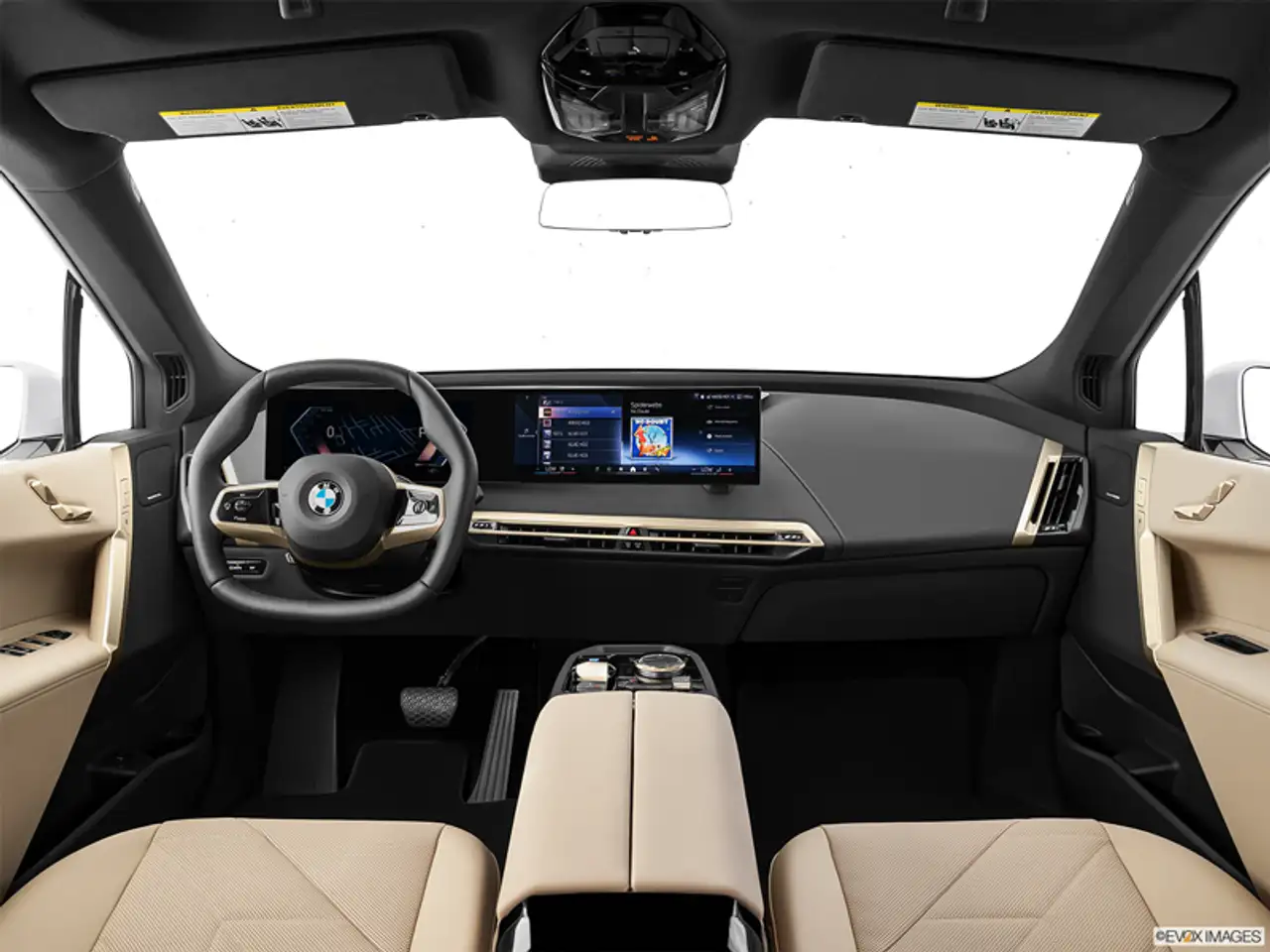 BMW iX снимка BMW iX