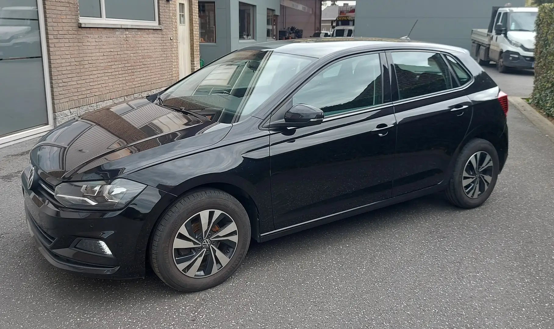 Volkswagen Polo 1.0 TSI Life * ALU-VELGEN * APP-CONNECT * PDC * CC Zwart - 2