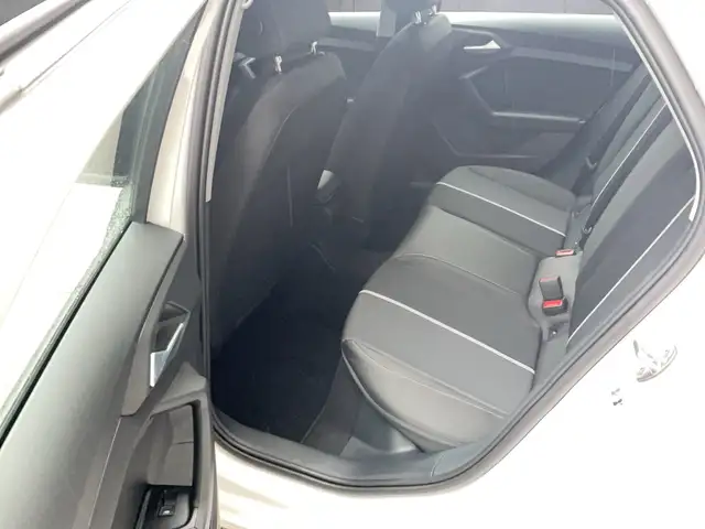 Audi A1 view 9