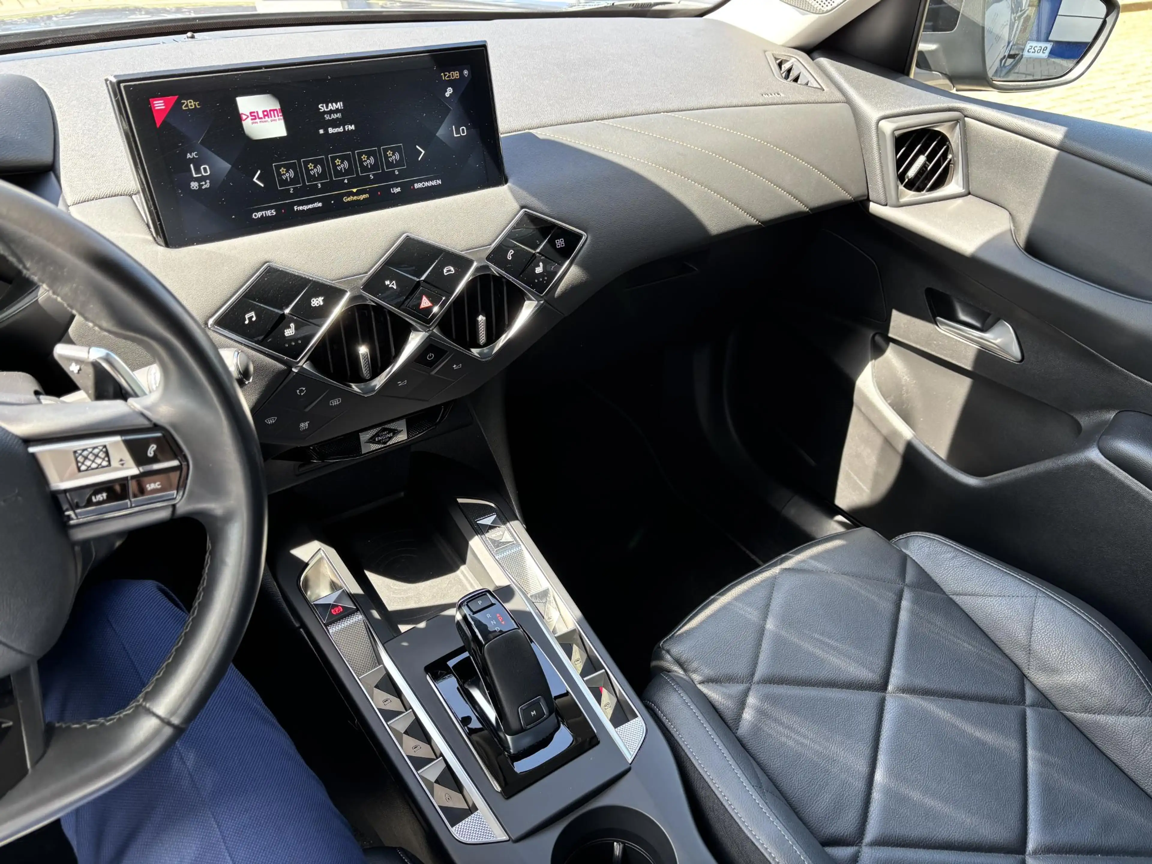 DS Automobiles DS 3 Crossback 1.2 PureTech Performance Line+ | Leder | 360-grade — photo 12