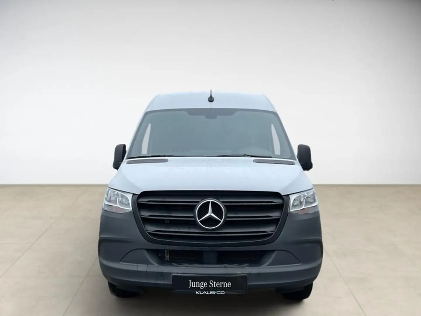Mercedes-Benz Sprinter 317 CDI L2 H2 KAM STH KlimaA AHK Weiß - 2