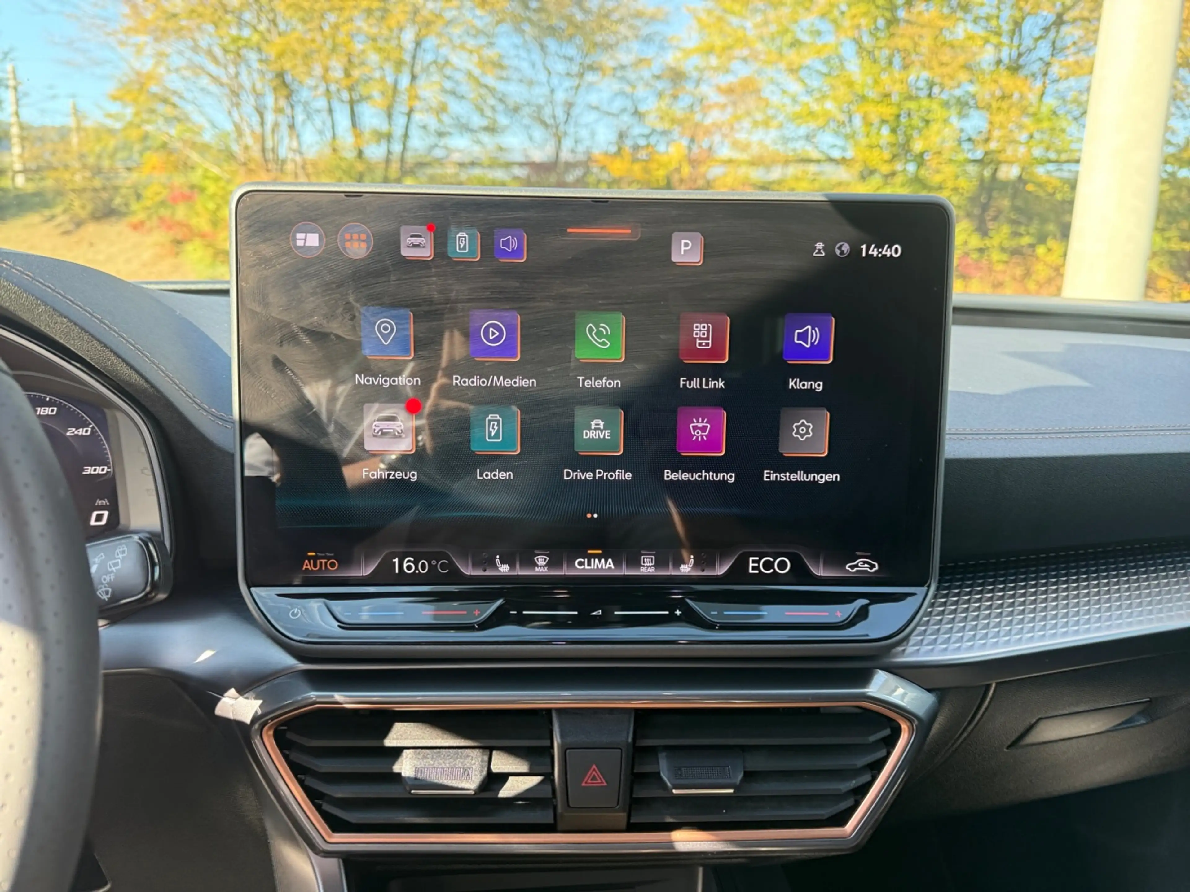 CUPRA Leon Kombi VZ 1,5 TSI eHybrid 272 DSG — photo 10