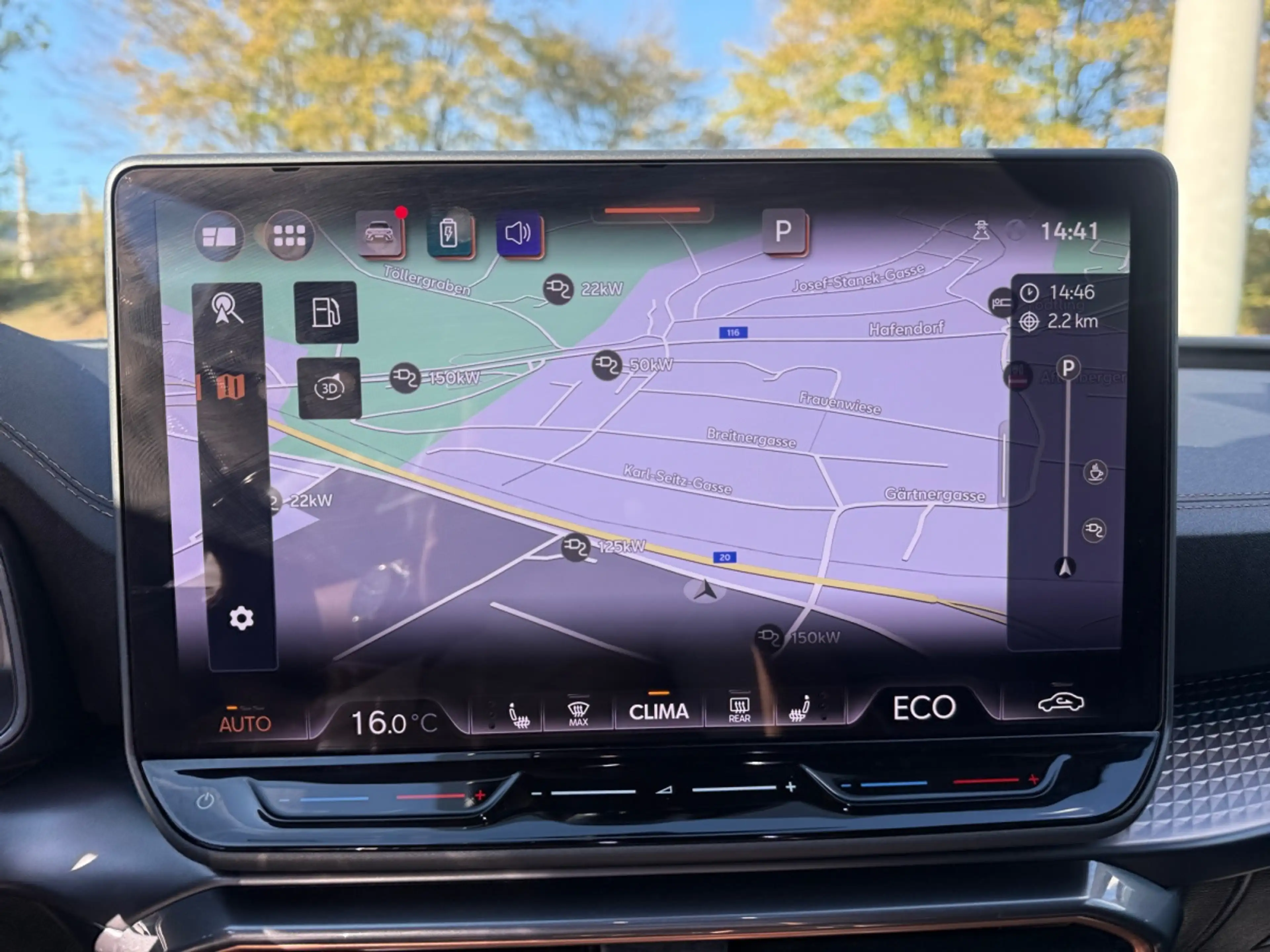 CUPRA Leon Kombi VZ 1,5 TSI eHybrid 272 DSG — photo 17