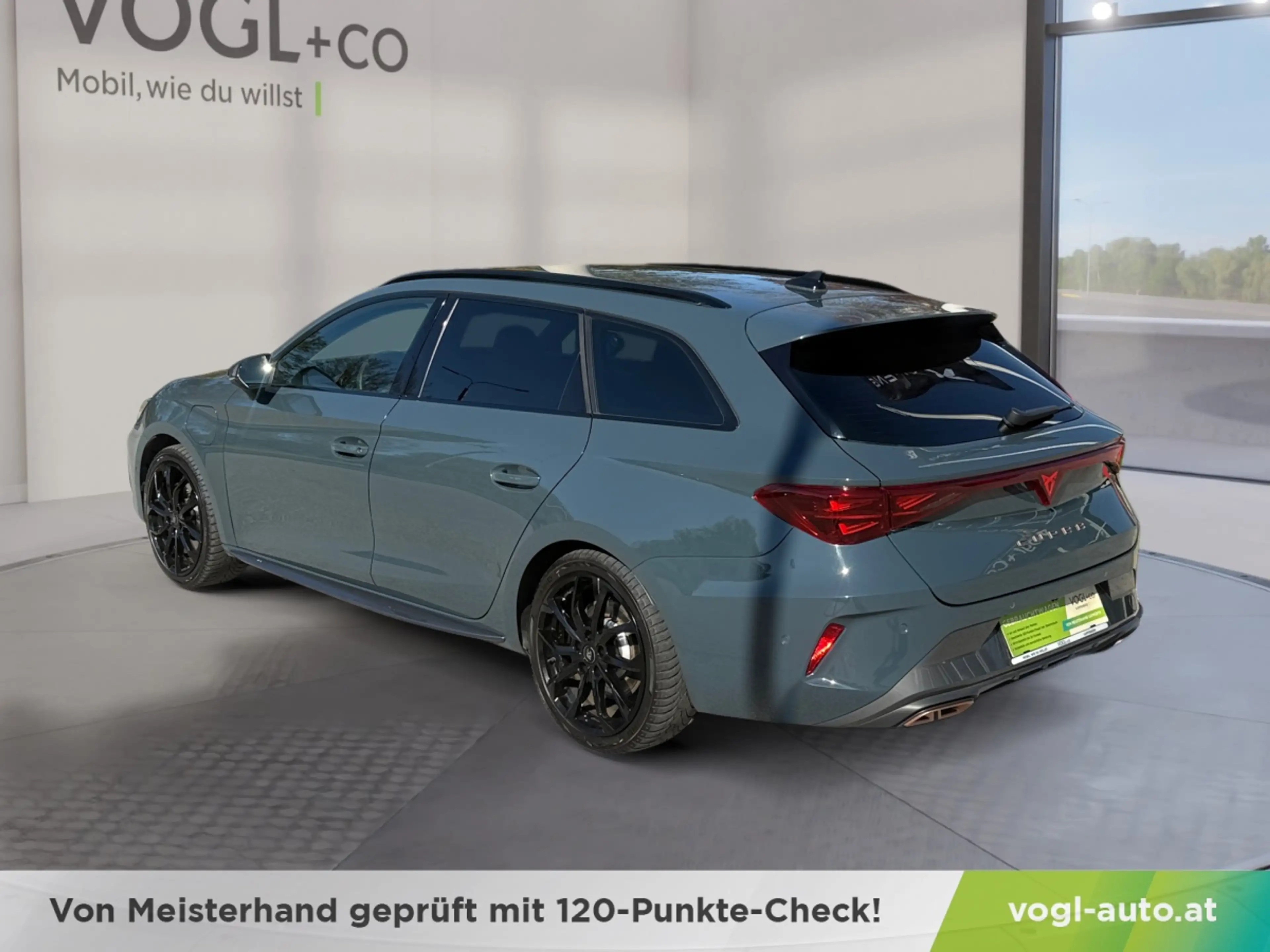 CUPRA Leon Kombi VZ 1,5 TSI eHybrid 272 DSG — photo 3