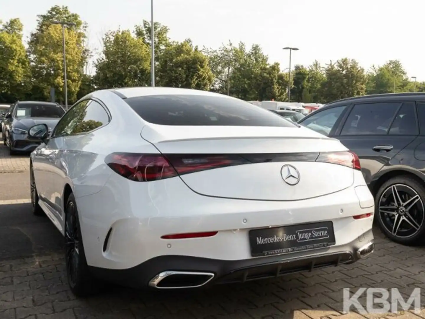 Mercedes-Benz CLE 300 CLE 300e AMG PREM°NIGHT°PANO°360°DIGI°BURM°MEMO° Белый - 2