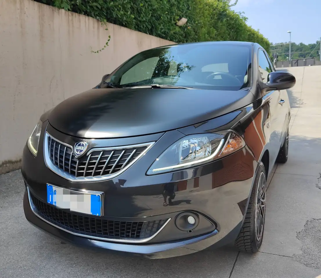 Lancia Ypsilon 2021