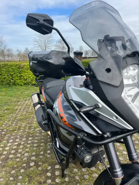 KTM 1190 ADVENTURE - foto 3