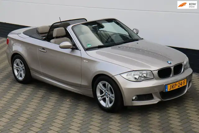 BMW 128 1-serie Cabrio 128i 6 cilinder 234PK M-pakket Airc