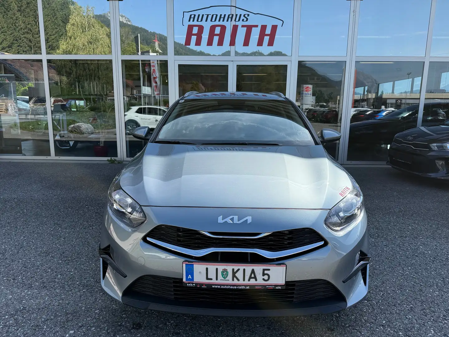 Kia Ceed SW / cee'd SW 1,0 T-GDI GPF Silber isg Argent - 2