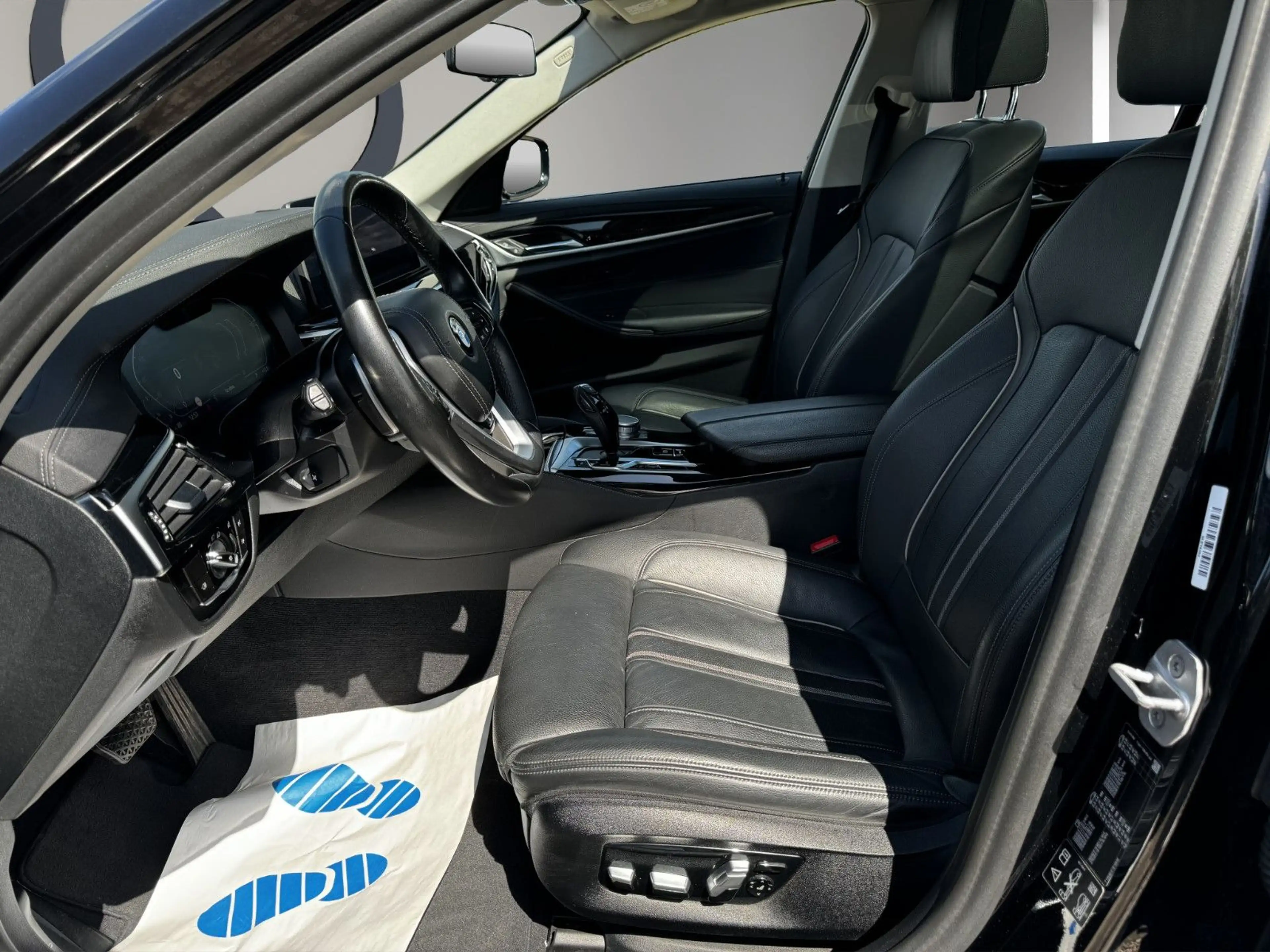 BMW 540 d xDrive Luxury Line/HEAD-UP/RDK/360*/UVM.. — photo 8