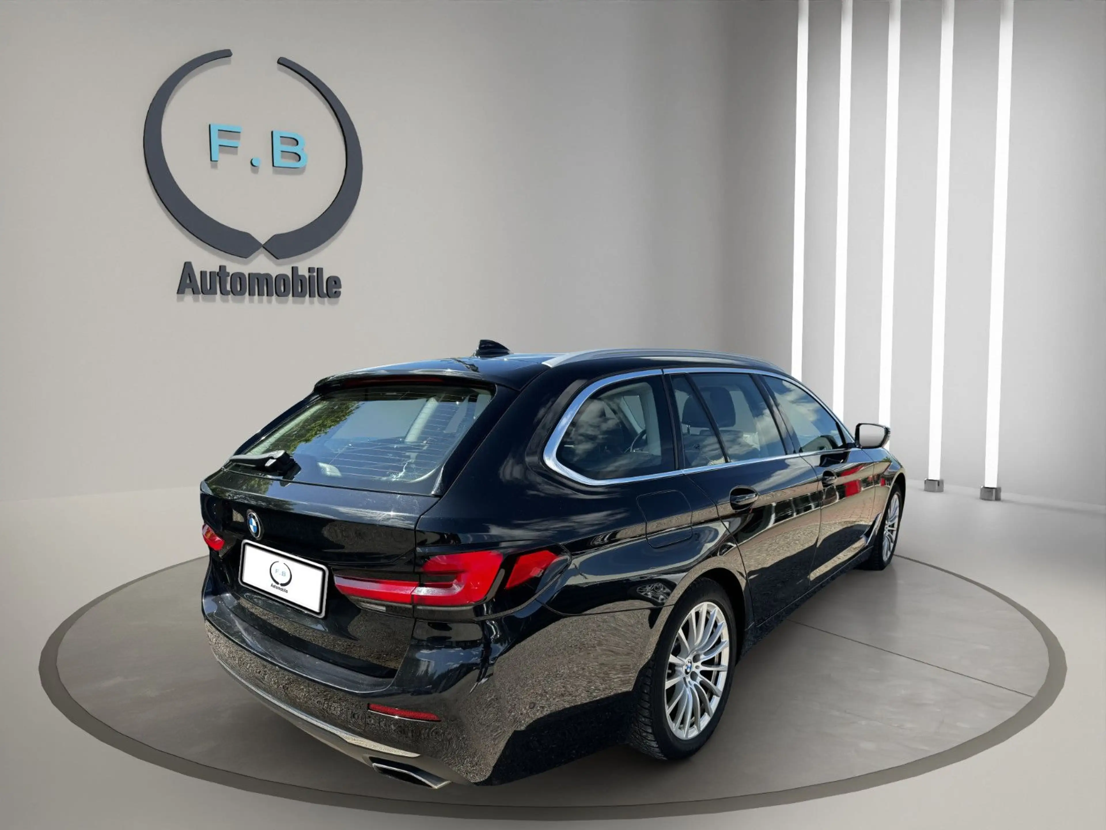 BMW 540 d xDrive Luxury Line/HEAD-UP/RDK/360*/UVM.. — photo 4