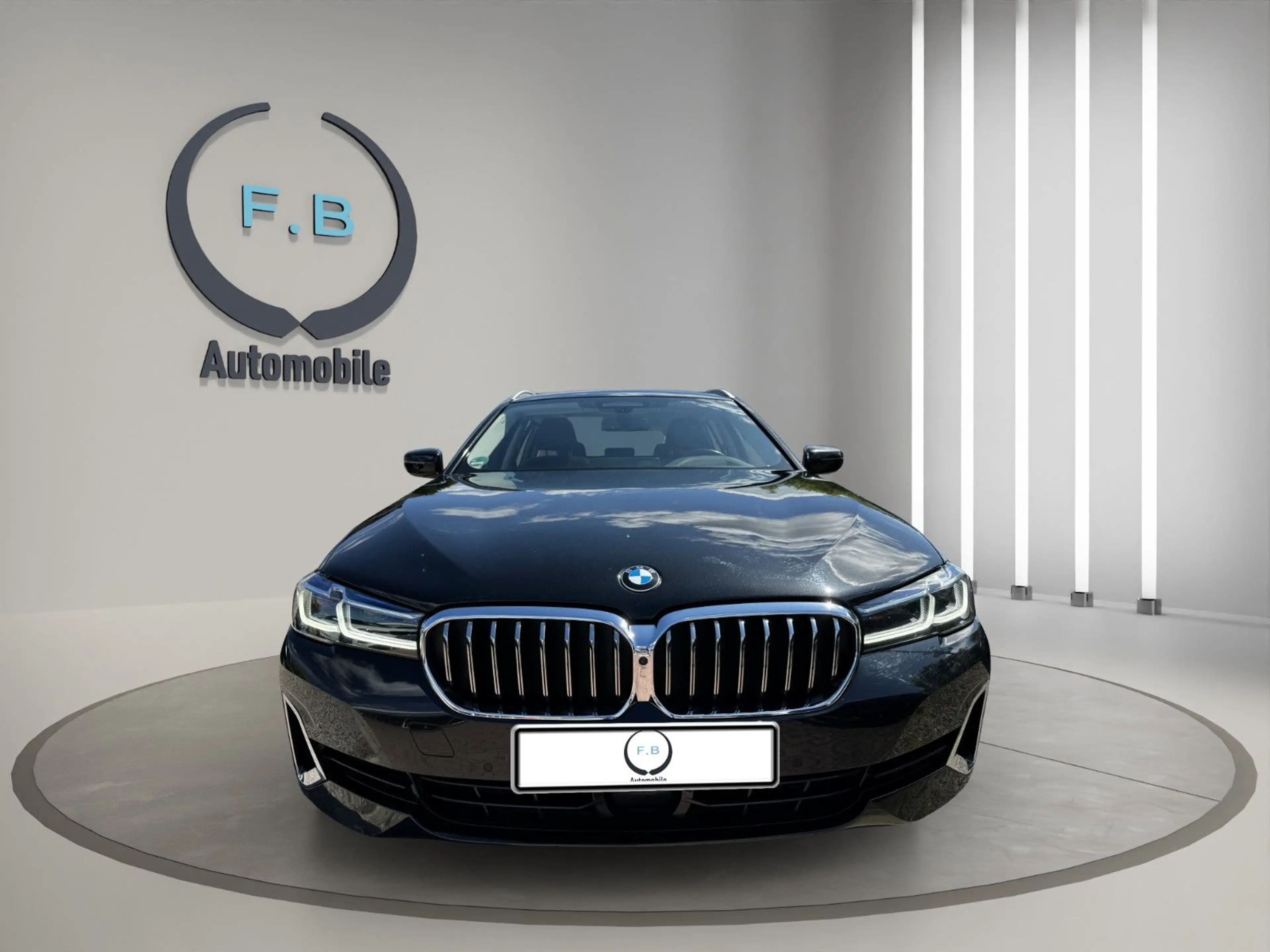 BMW 540 d xDrive Luxury Line/HEAD-UP/RDK/360*/UVM.. — photo 3