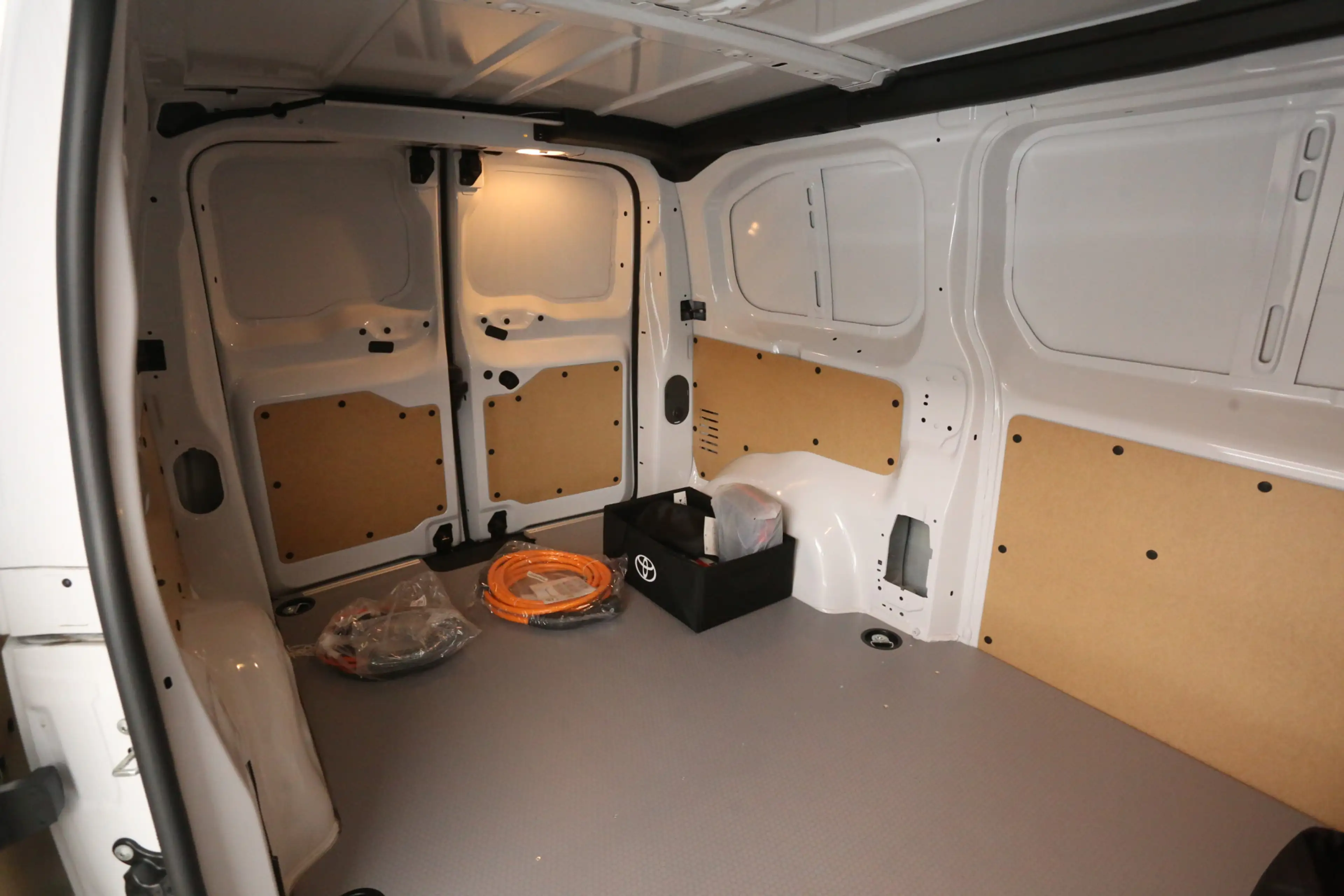 Toyota Proace Electric Worker 75 kWh Long Range L2H1 | NIEUW | S — photo 24