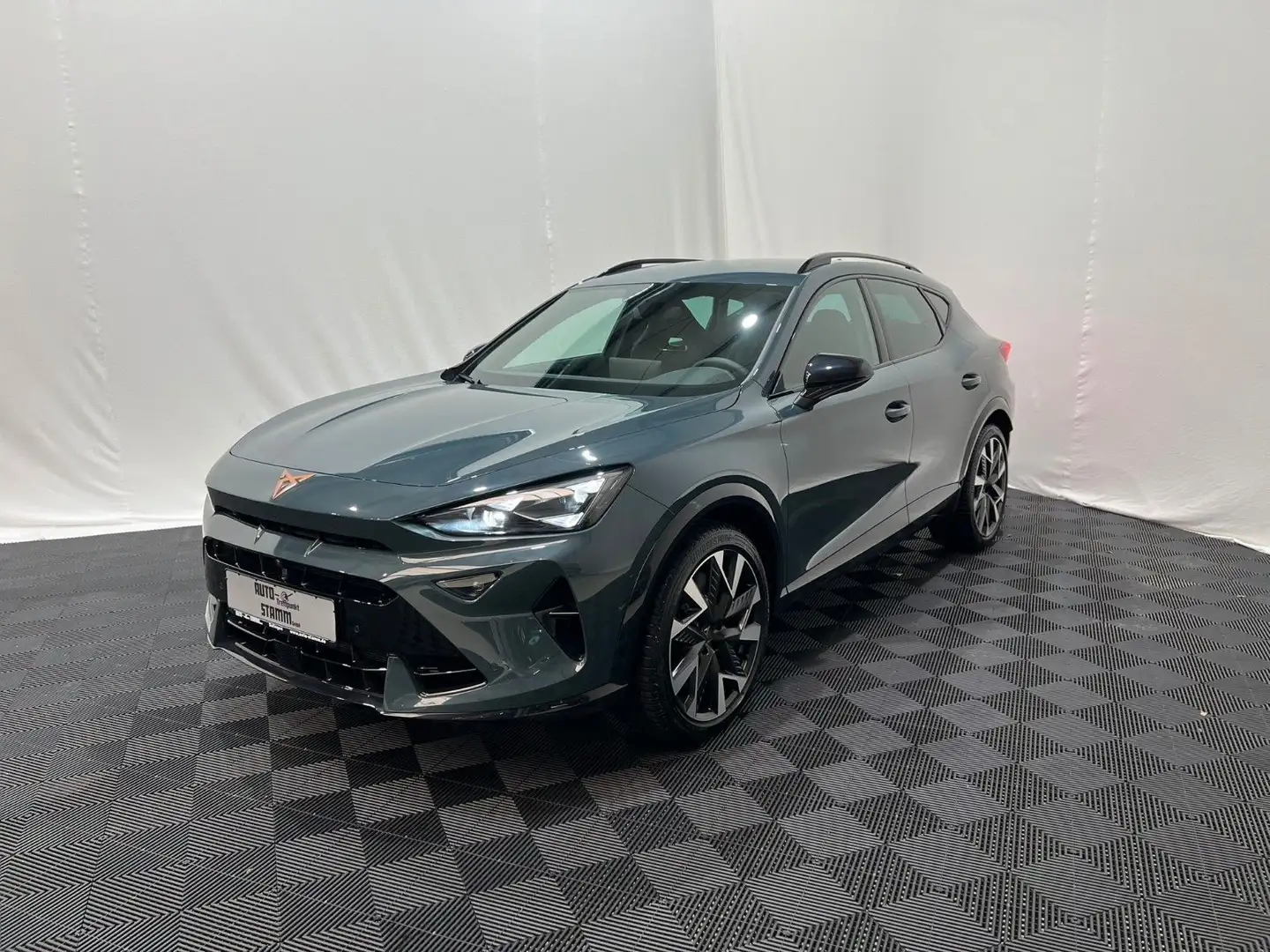 CUPRA Formentor 2.0 TSI 245kW VZ DSG 4Drive Blau - 2