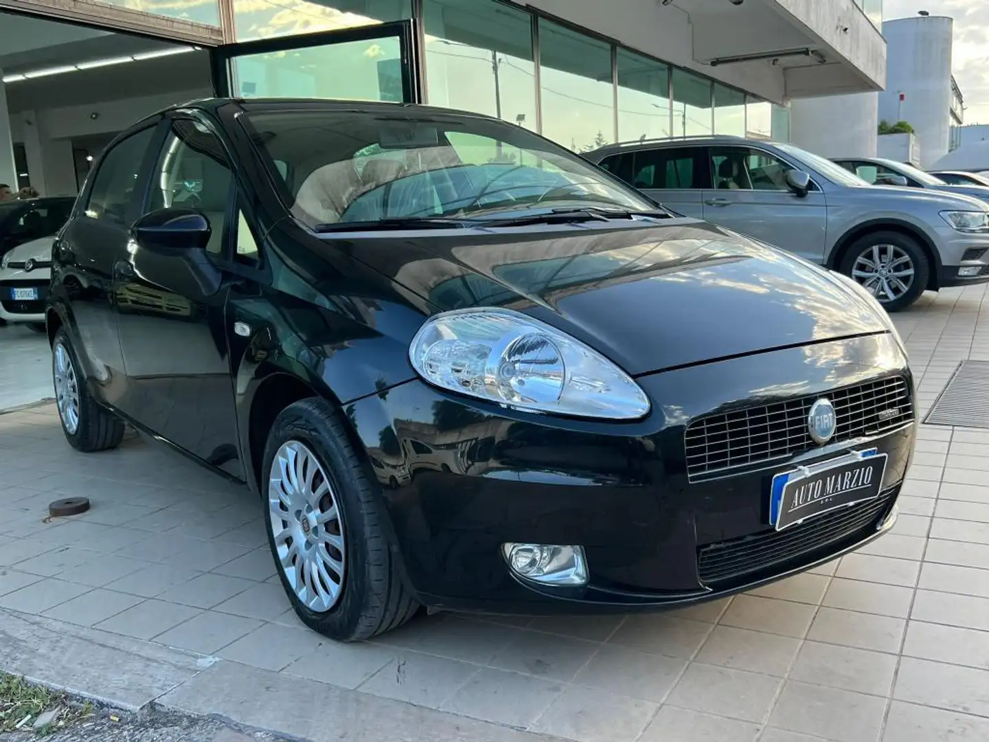 Fiat Grande Punto Grande Punto 5p 1.3 mjt 16v Active 75cv Nero - 1