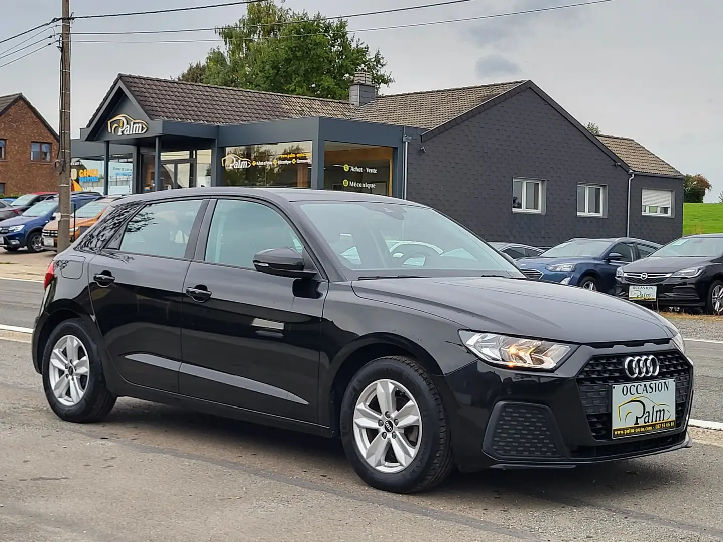 Audi A1 A1 Citycarver 25 TFSI (EU6AP) Zwart - 2