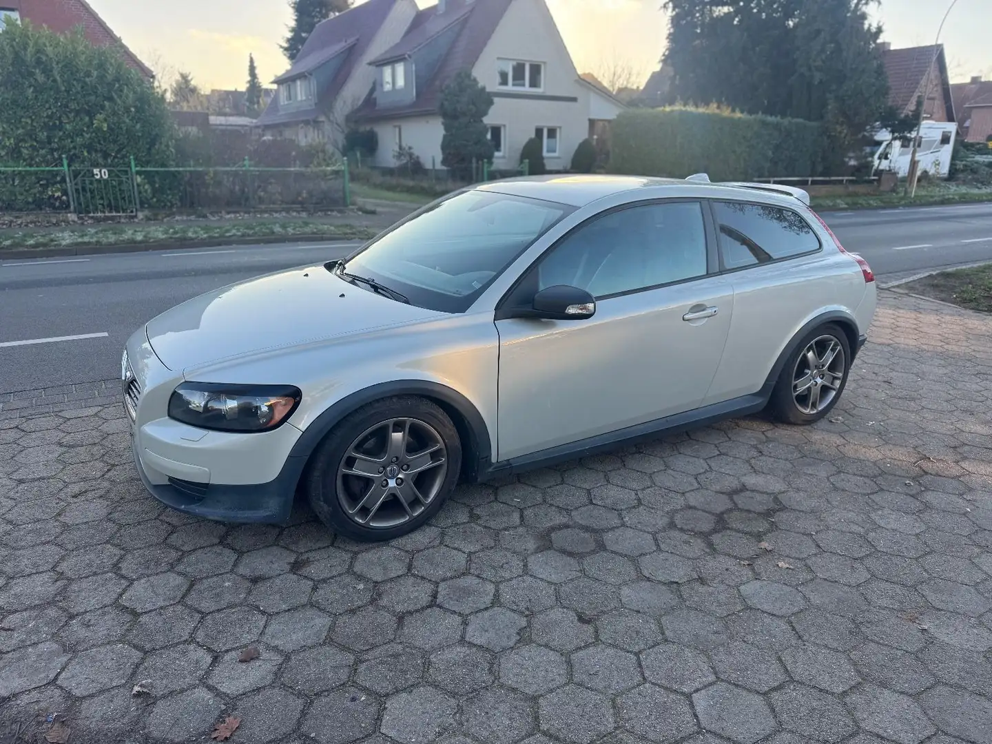 Volvo C30 T5 230PS *super Zustand+8xAlu+SHZ Weiß - 1
