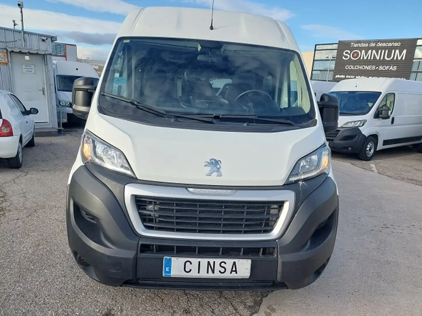 Peugeot Boxer Minibus 2.2BlueHDI 333 L2H2 140 Blanco - 2