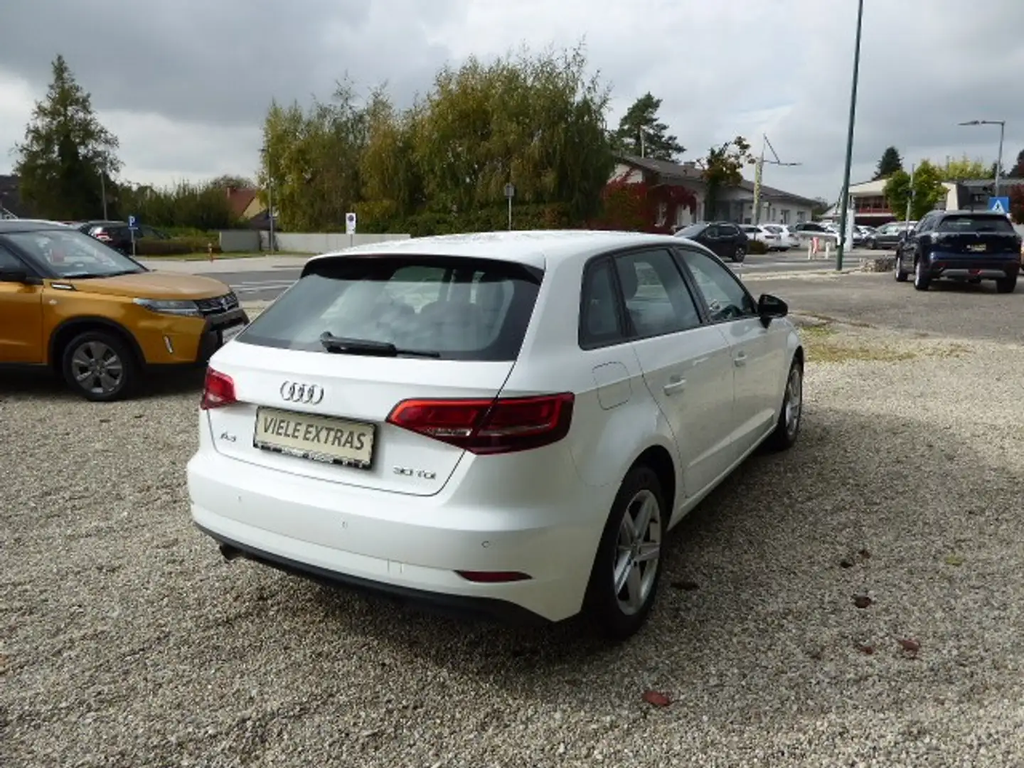 Audi A3 SB 30 TDI Weiß - 2