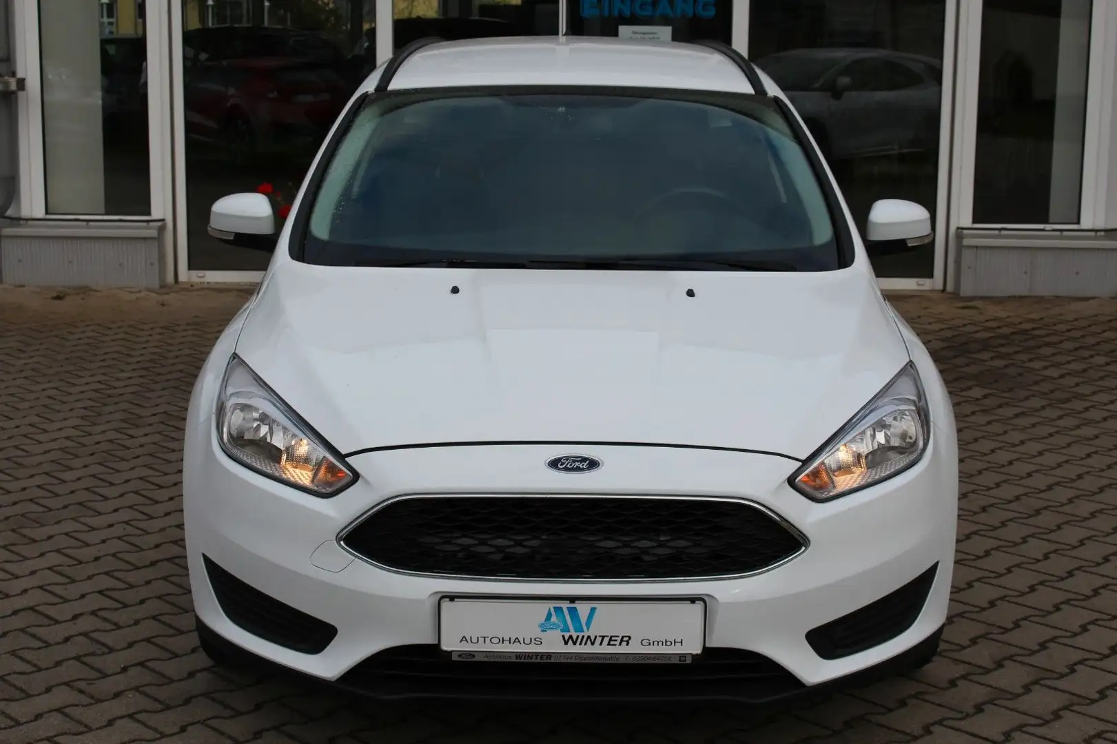 Ford Focus Turnier Trend Winterpaket Weiß - 2