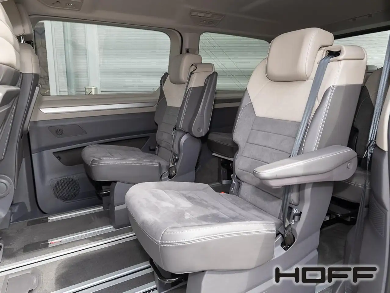 Volkswagen T7 Multivan 2.0 TDI DSG Lang Life Navi AHK LED Kamera, миниатюра 11
