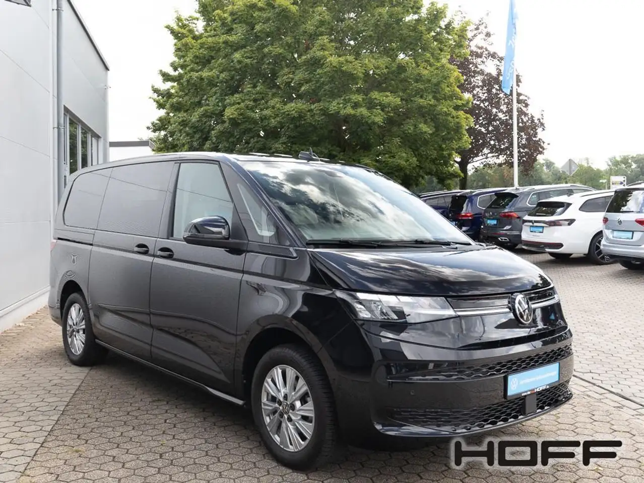Volkswagen T7 Multivan 2.0 TDI DSG Lang Life Navi AHK LED Kamera, миниатюра 3