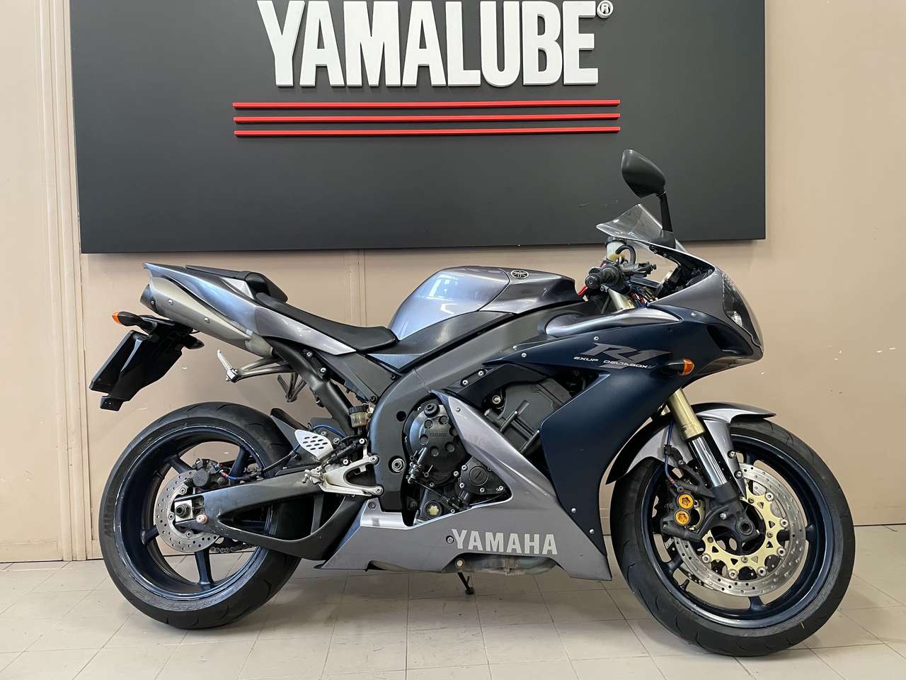Yamaha YZF-R1 2005