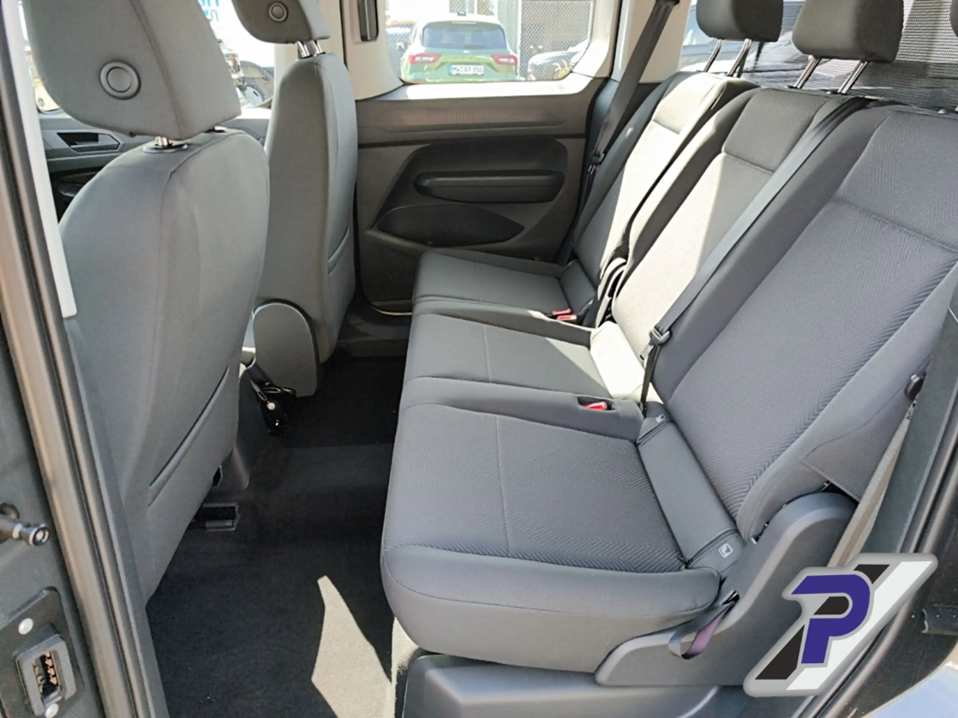 Ford Tourneo Connect Trend L1 SITZHEIZUNG+GJR+TRENNGITTER Digitales Coc — photo 13
