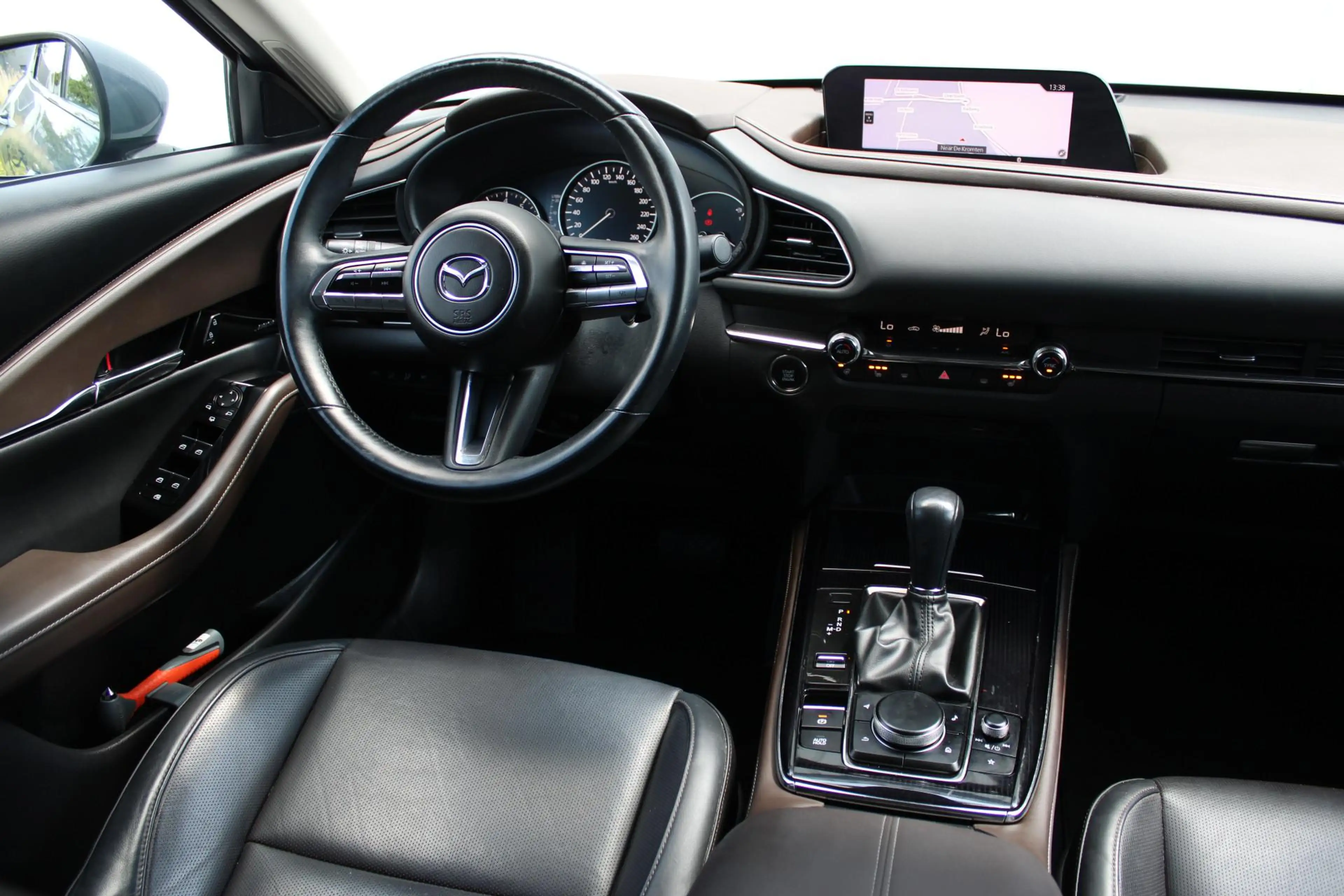 Mazda CX-30 2.0 e-SkyActiv-X M Hybrid Luxury | Incl. 12 maande — photo 2