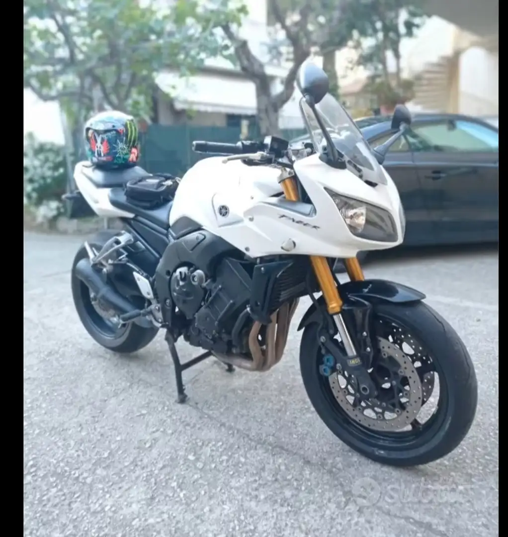 Yamaha FZ 1 FAZER 1000 Bianco - 1