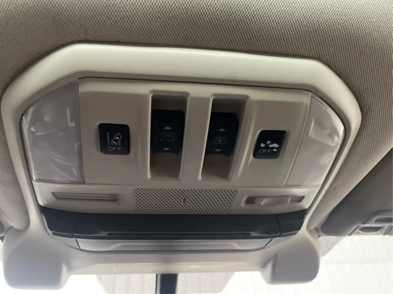 Subaru Ascent снимка Subaru Ascent