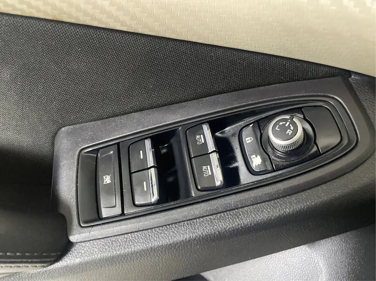 Subaru Ascent снимка Subaru Ascent