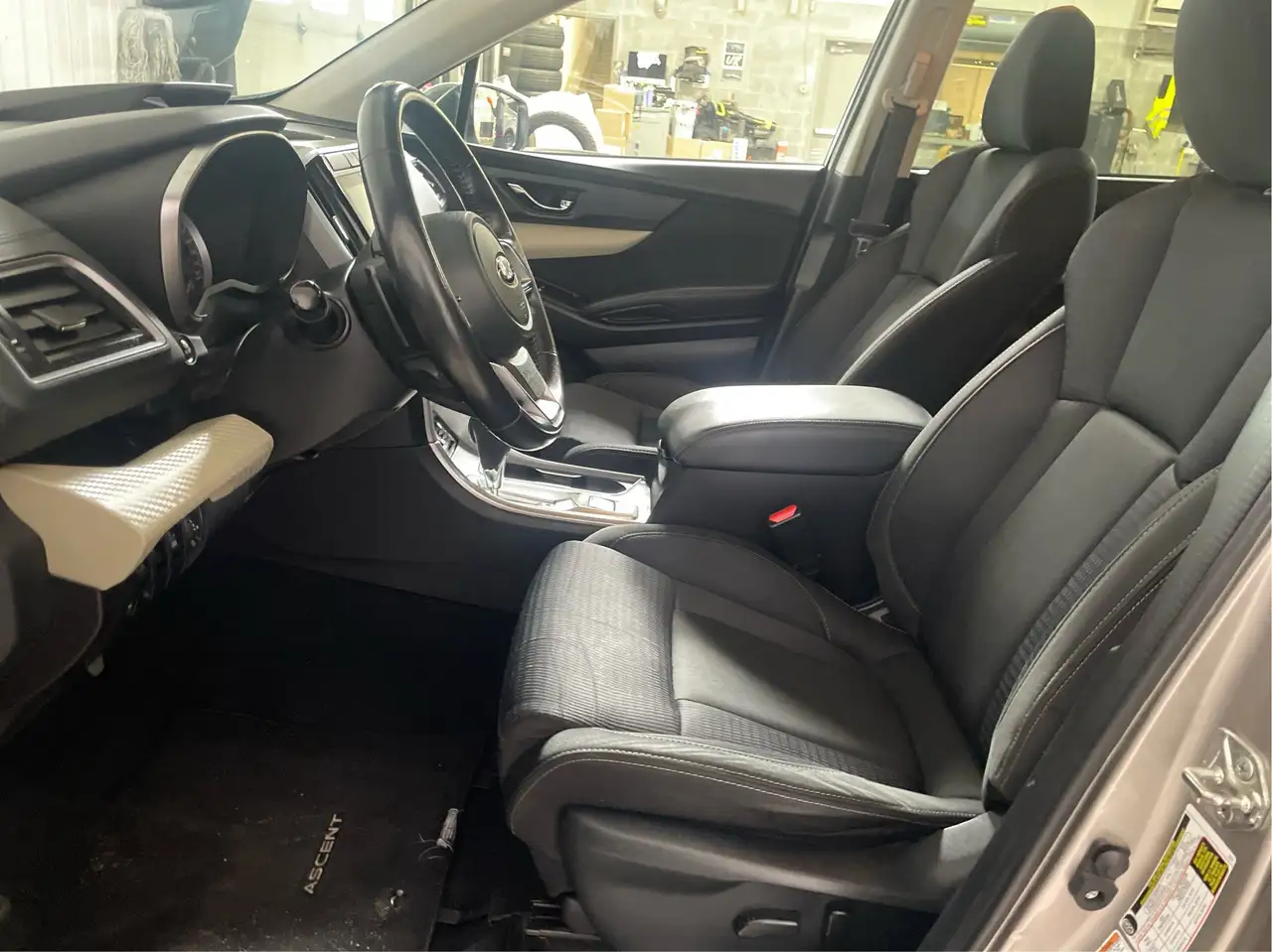 Subaru Ascent снимка Subaru Ascent