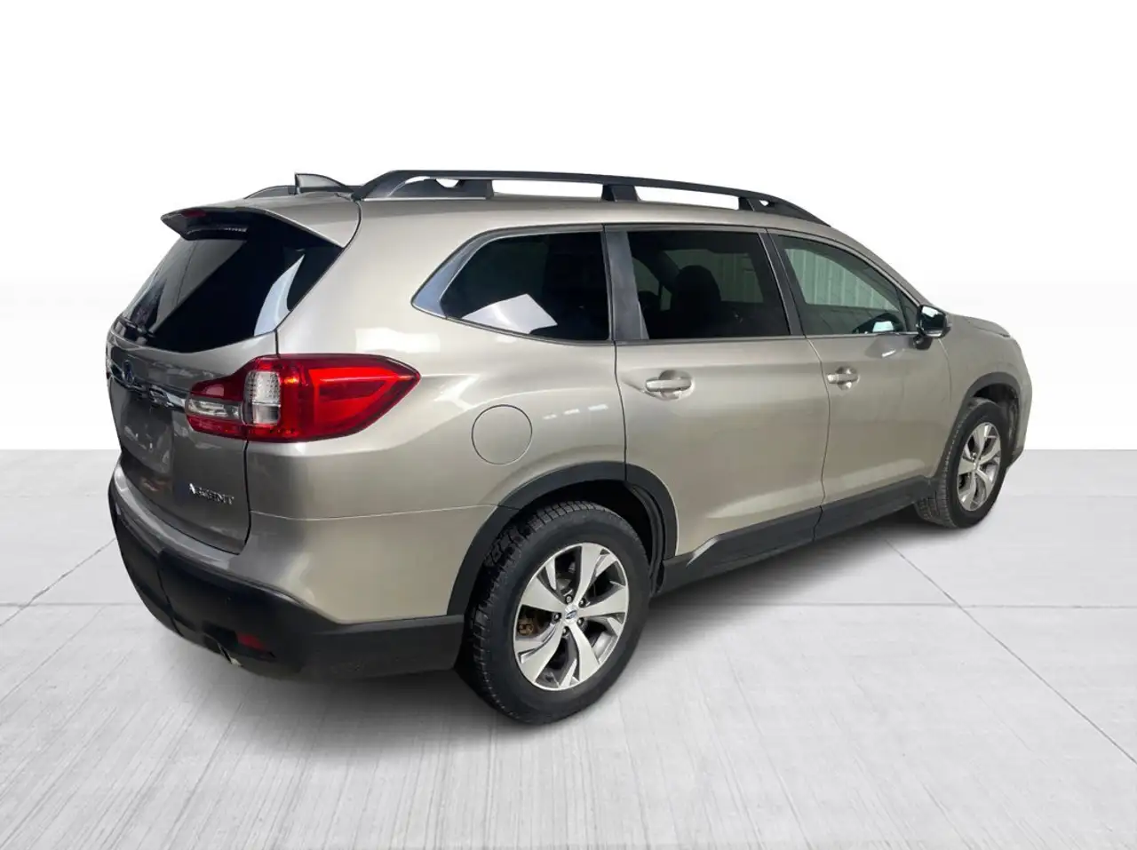Subaru Ascent снимка Subaru Ascent