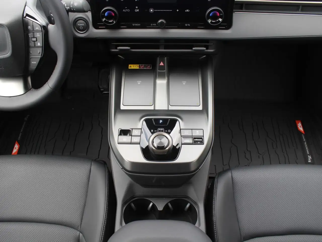 Toyota bZ снимка Toyota bZ