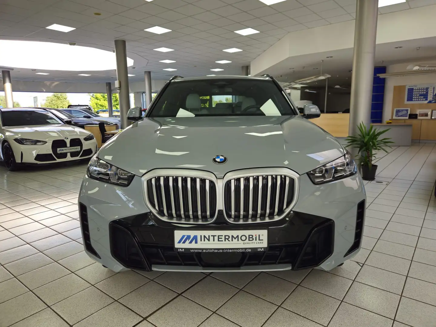 BMW X5 xD40d M-Sport*PANO*HUD*SOFT*STHZG*H-K*360° Gris - 2