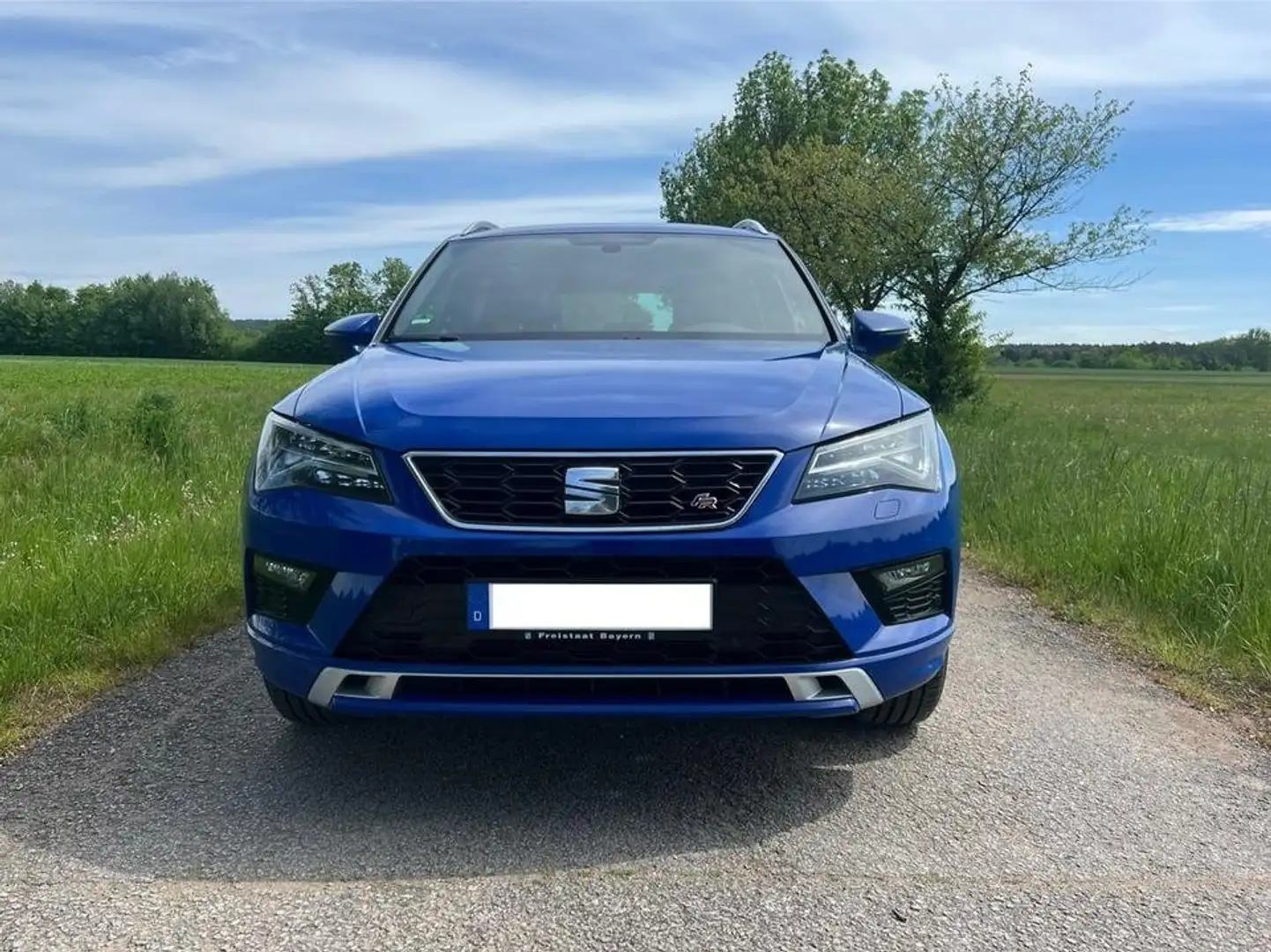 SEAT Ateca 2.0 TDI 4Drive DSG FR Kamera Led Alcantara Navi Blau - 2