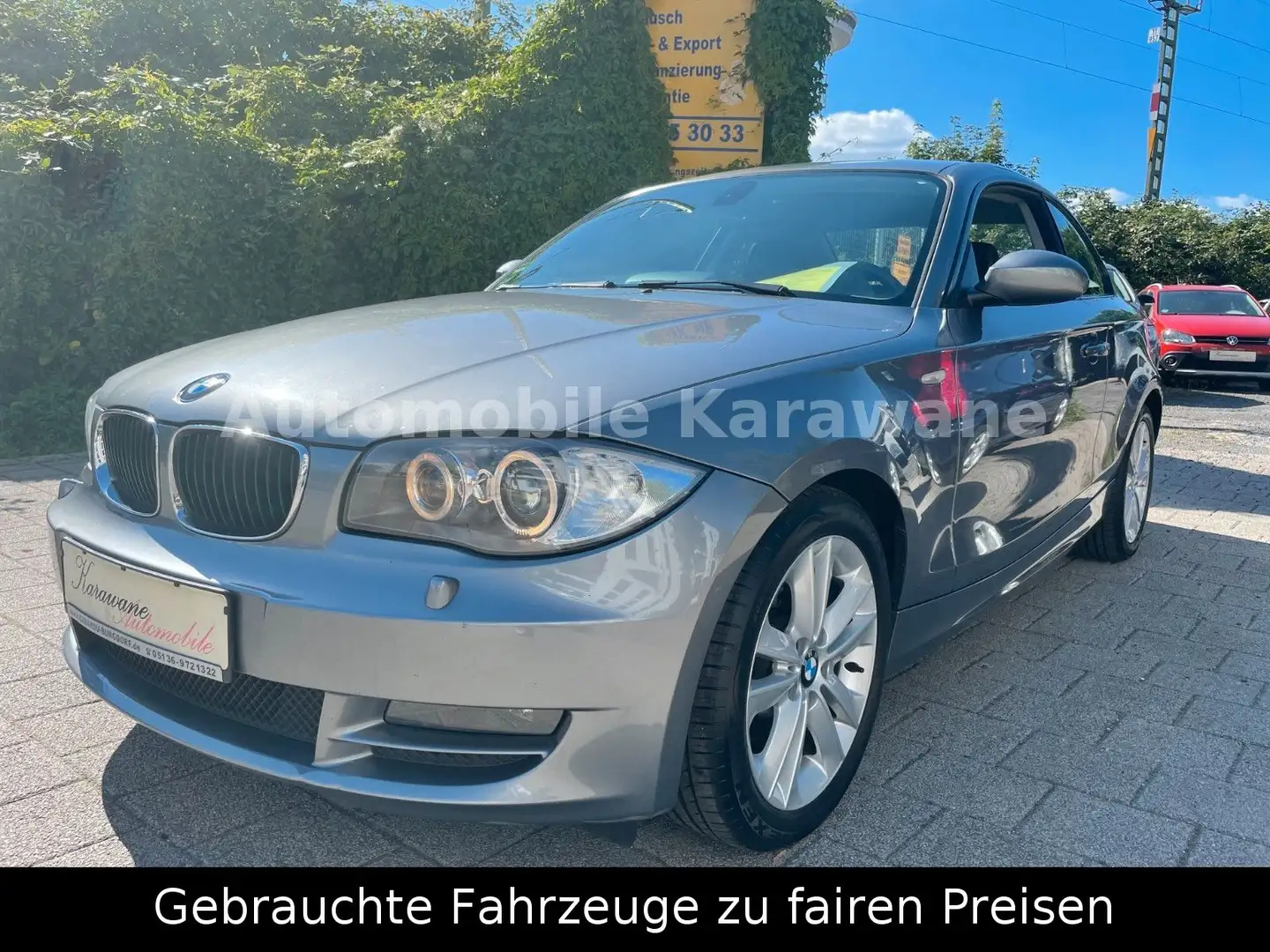 BMW 120 Baureihe 1 Coupe 120d*Automatik*Navi Pro*Xenon* Grau - 1