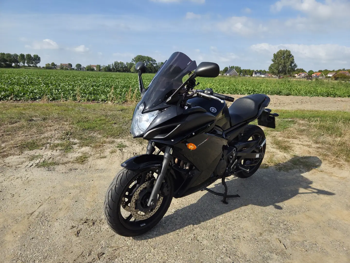 Yamaha XJ 6 Diversion F Zwart - 1