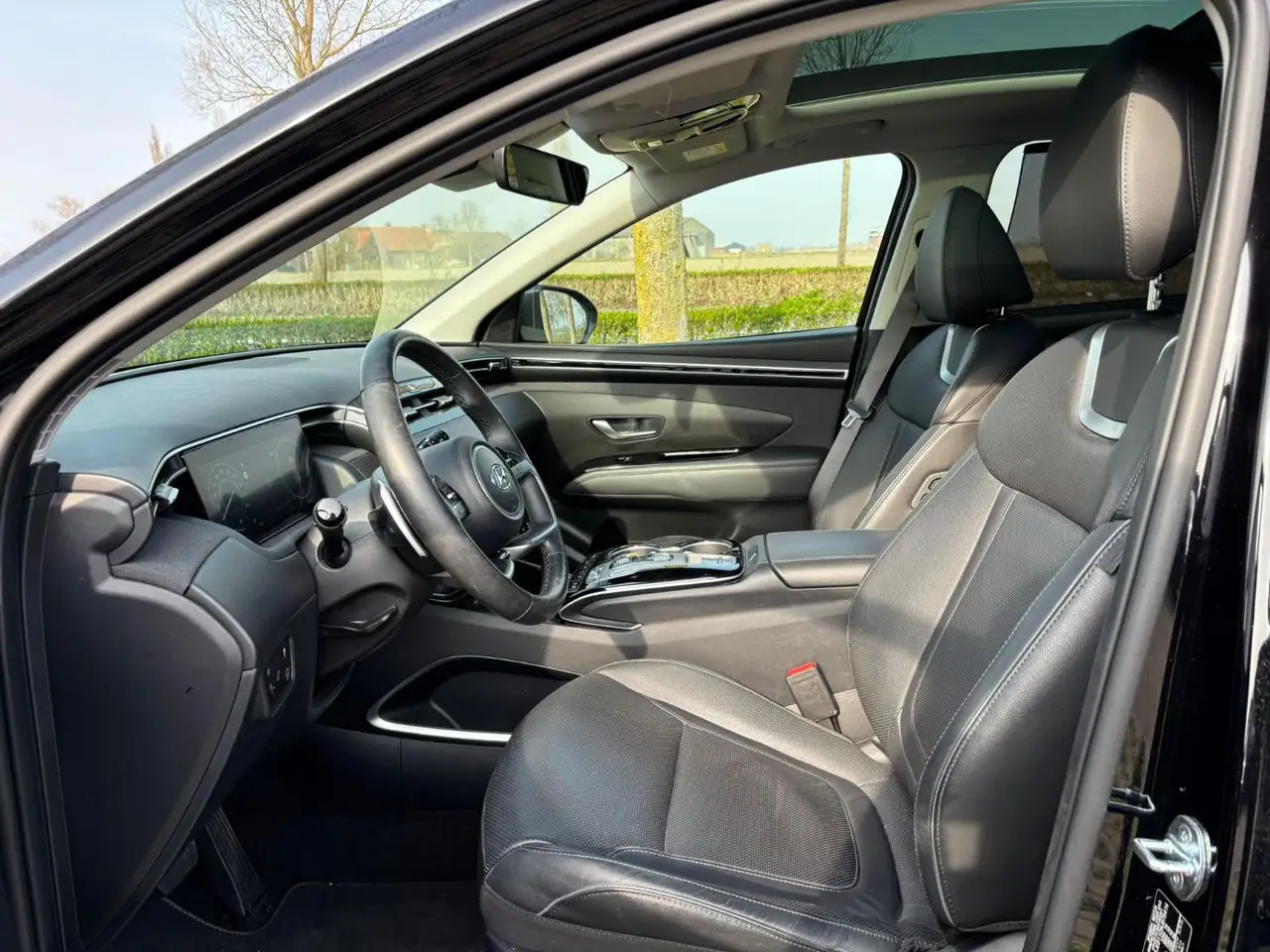 Hyundai TUCSON HEV 1.6 T-GDi A/T SHINE SENSATION 230 A6 4WD 19