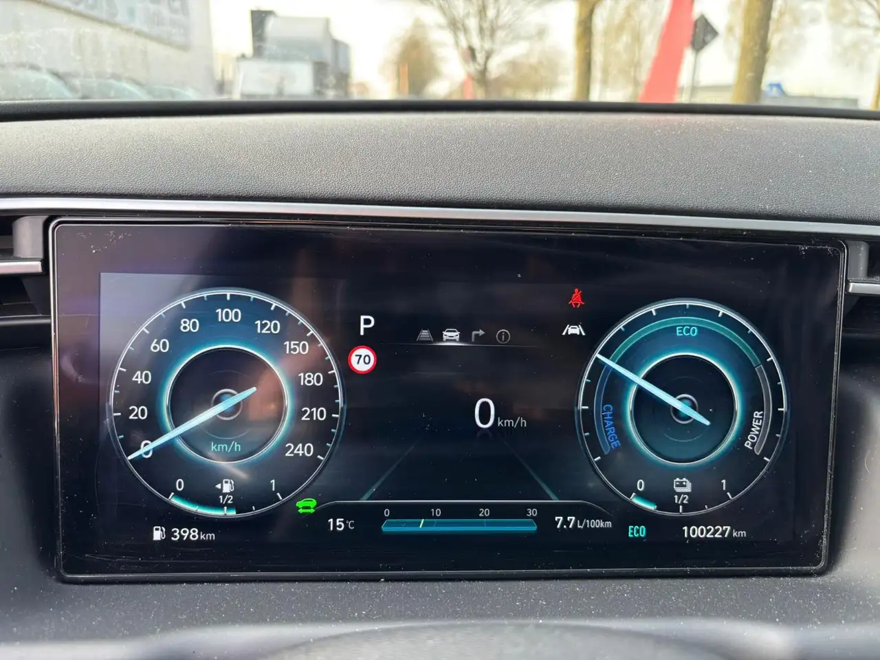 Hyundai TUCSON HEV 1.6 T-GDi A/T SHINE SENSATION 230 A6 4WD 13