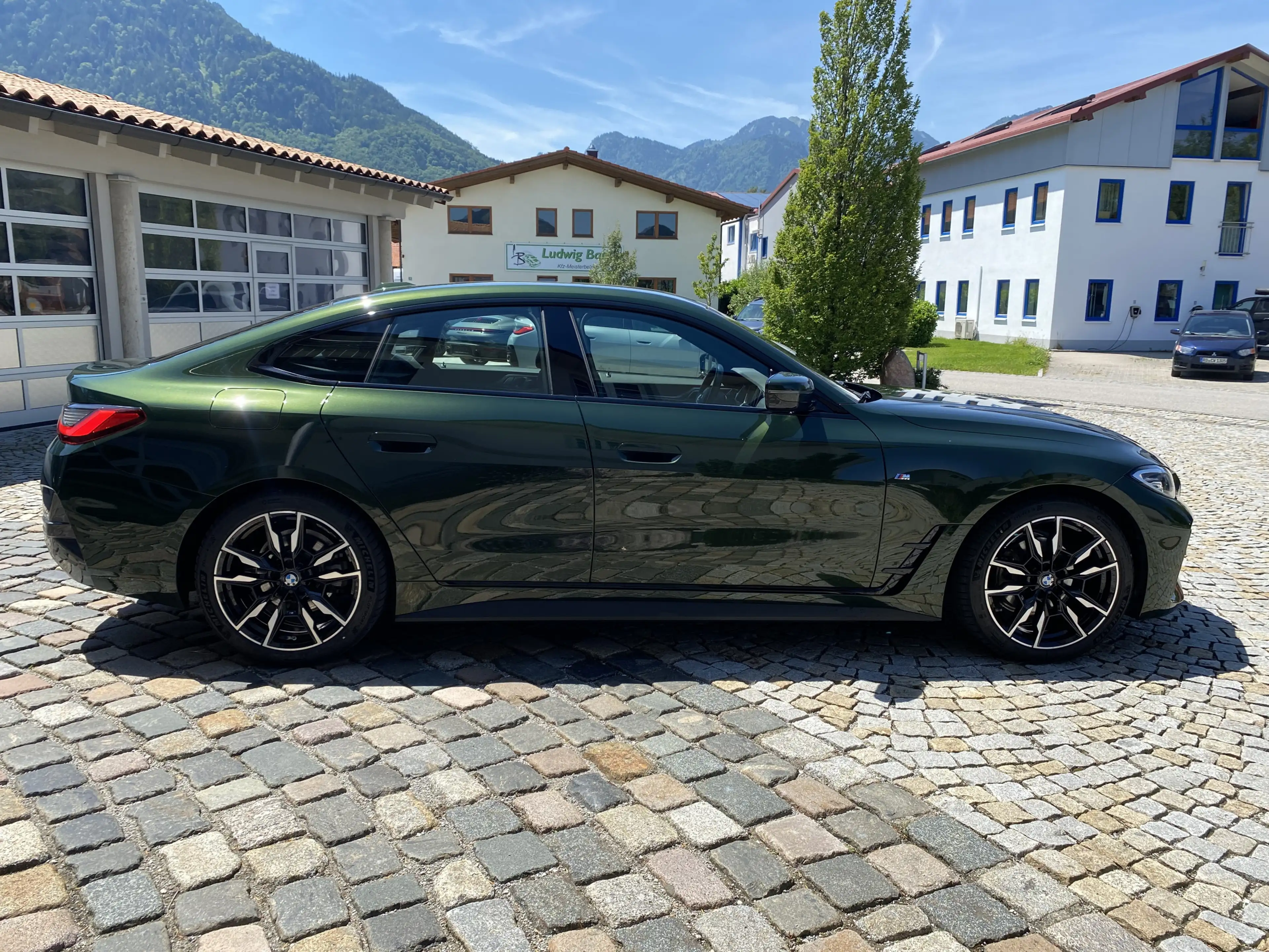 BMW 420 xDrive M-Sport — photo 6