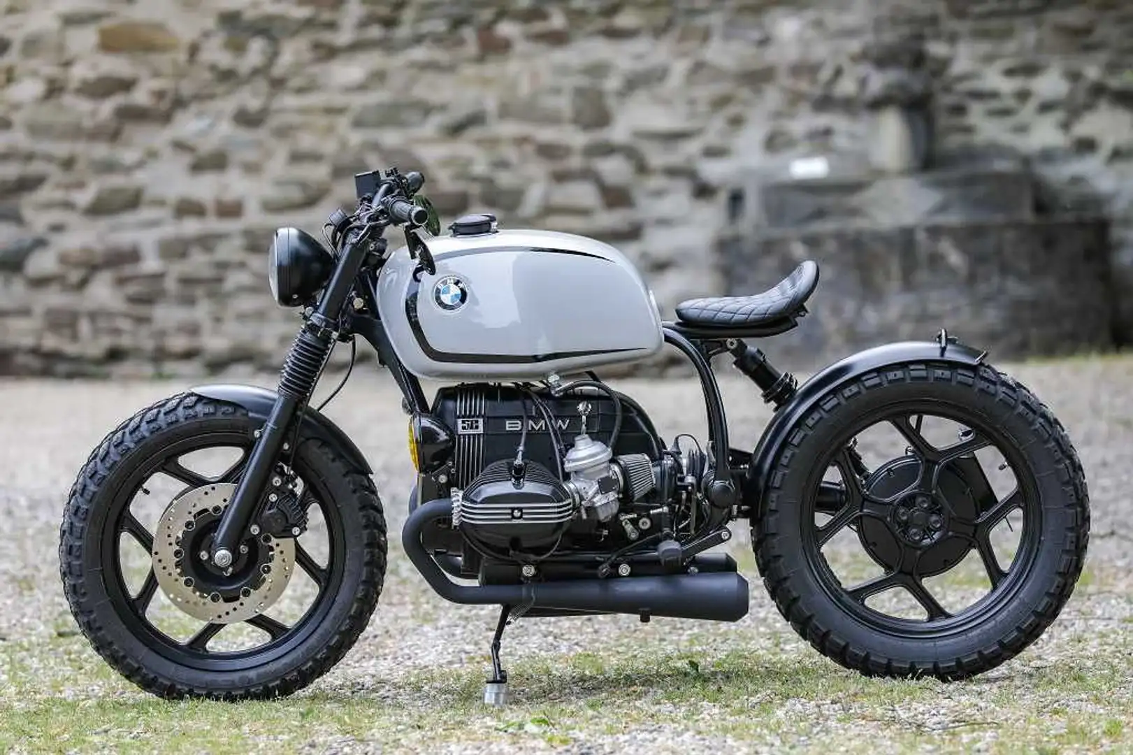 BMW R 80 R 100 Bobber SE Concept Bike - 1
